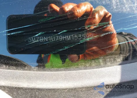 2017 Mazda Mazda3 Sport из США, поврежденный, VIN 3MZBN1U79HM153599